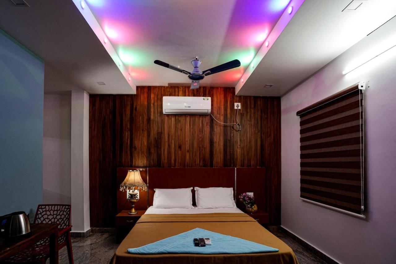 Melanna Cherai Beach Resorts Exterior photo